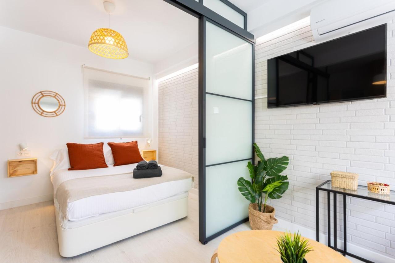 Suite Home Cervantes Malaga Exterior photo