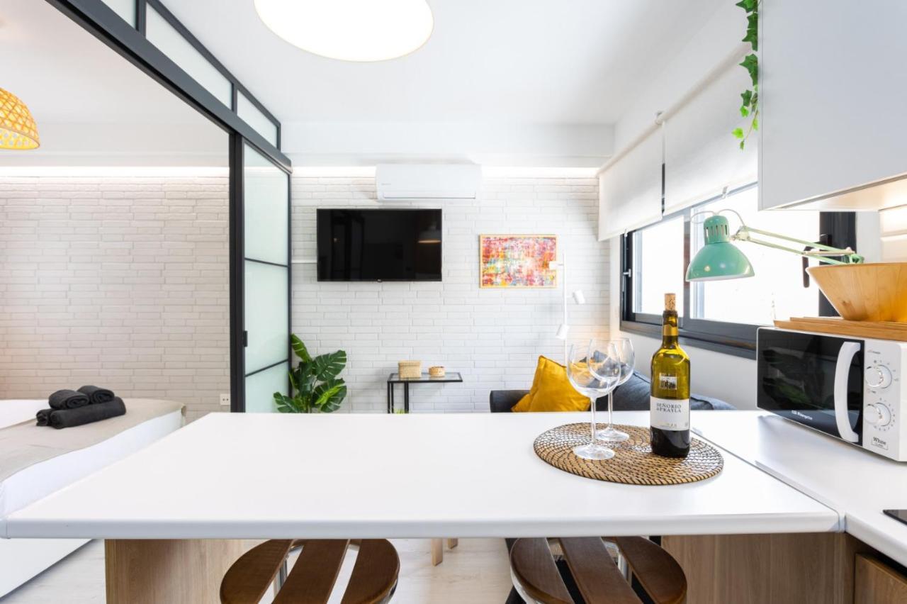 Suite Home Cervantes Malaga Exterior photo