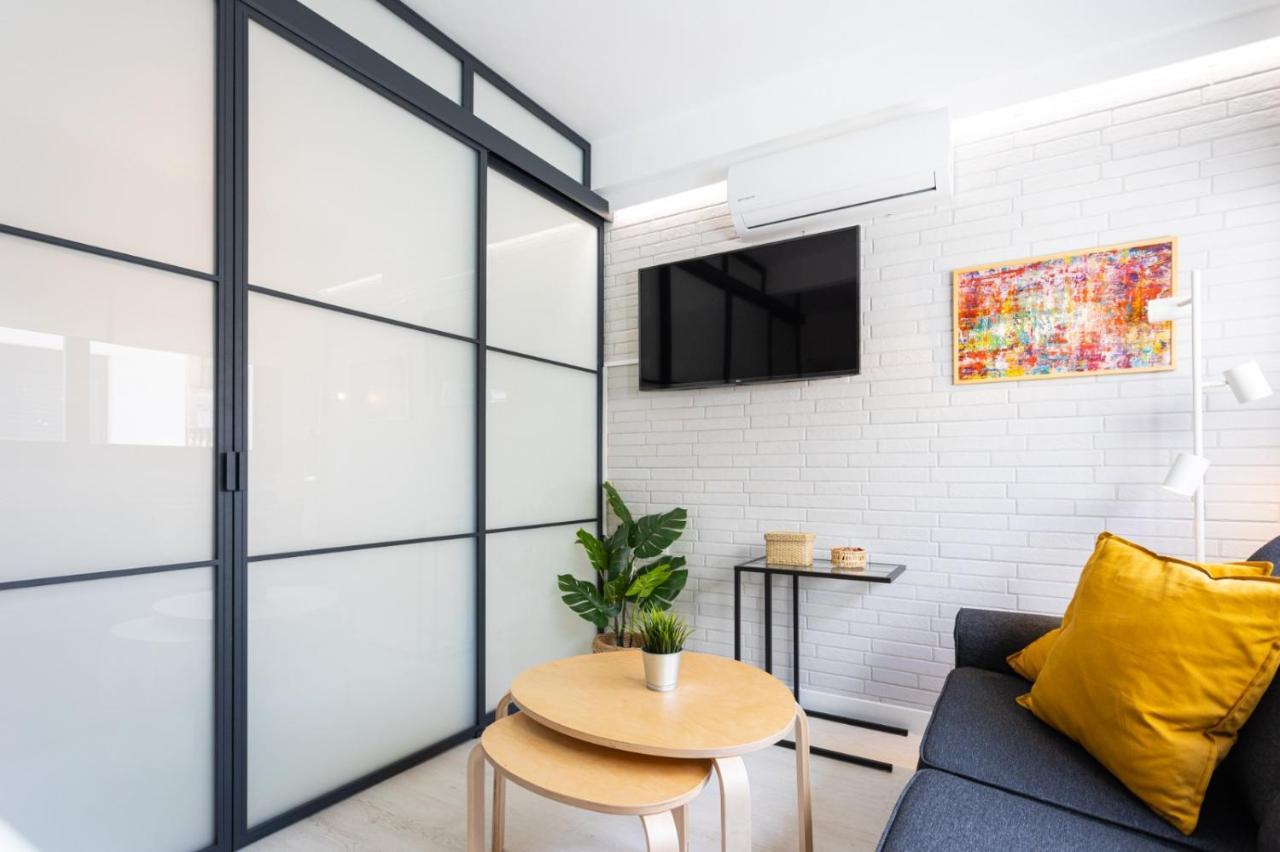 Suite Home Cervantes Malaga Exterior photo